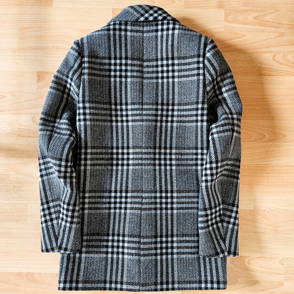 Abercrombie and Fitch Wool Blend Blazer. - Picture 10 of 12